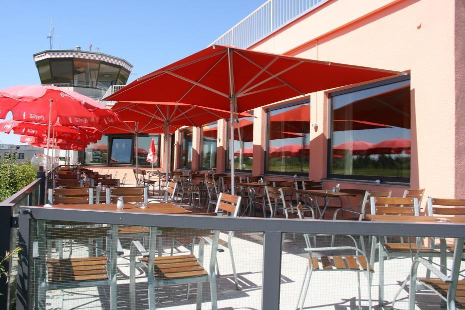 Отель Flugplatzrestaurant Wallmuhle Atting Экстерьер фото